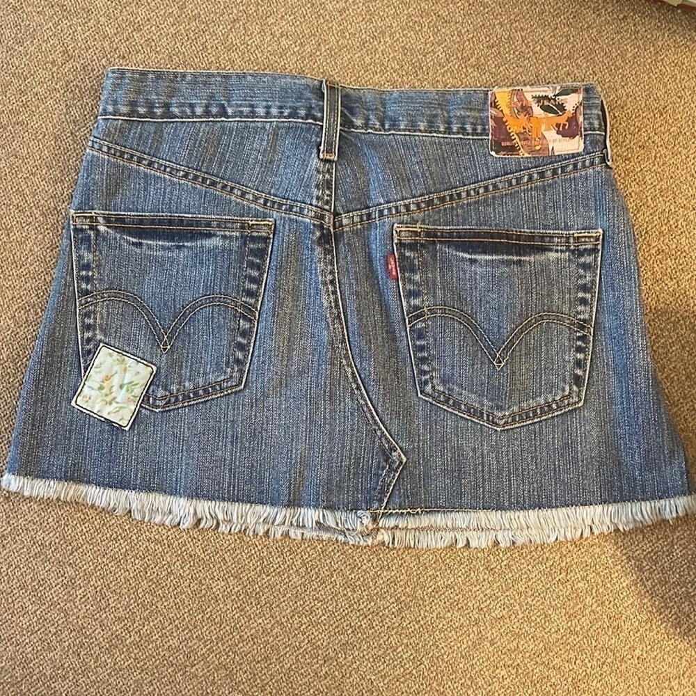 Levi’s 2000’s Patchwork Skirt Size 5 - image 2